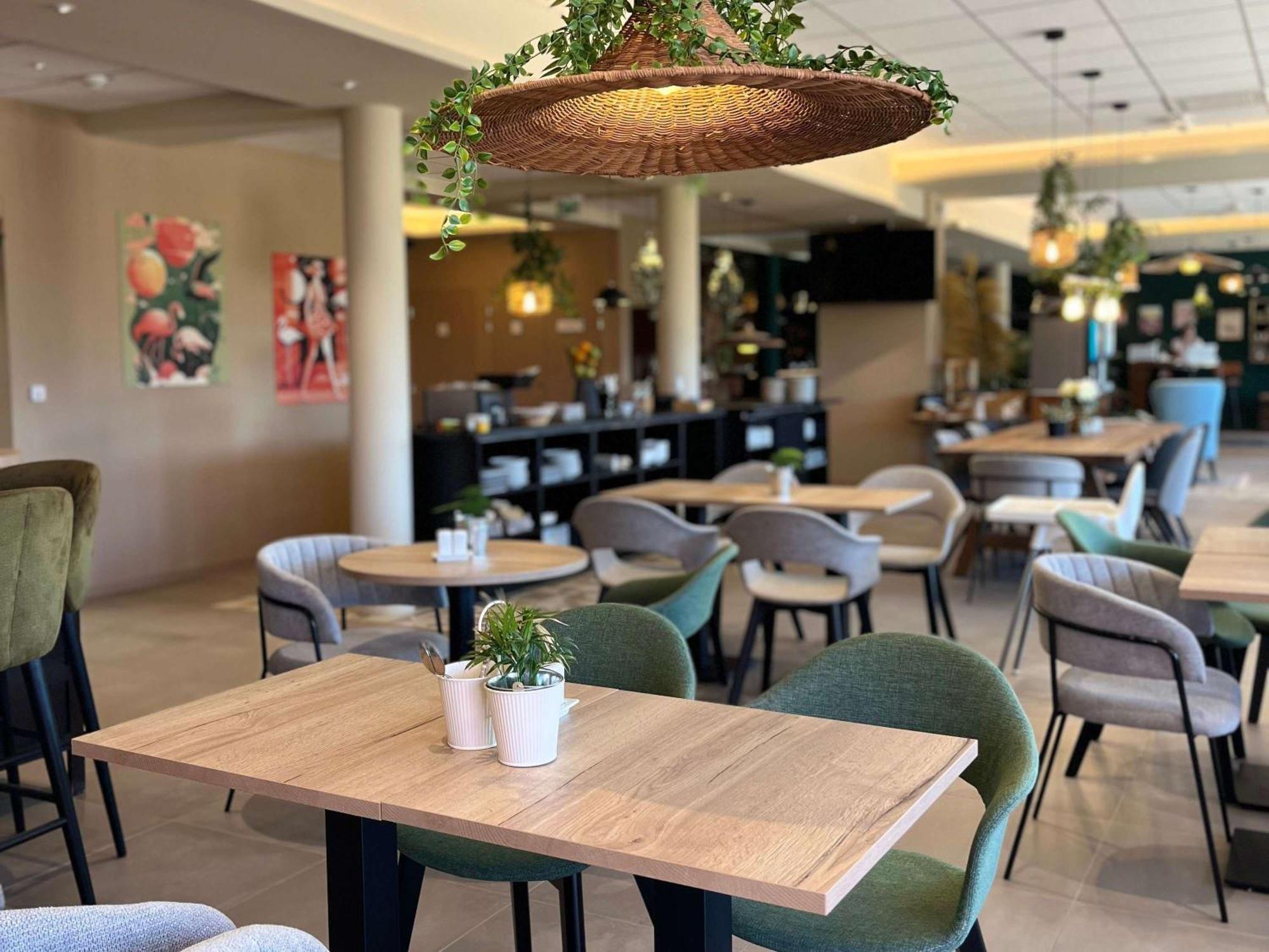 Aparthotel Adagio Access Porte De Camargue Saint-Martin-de-Crau Luaran gambar