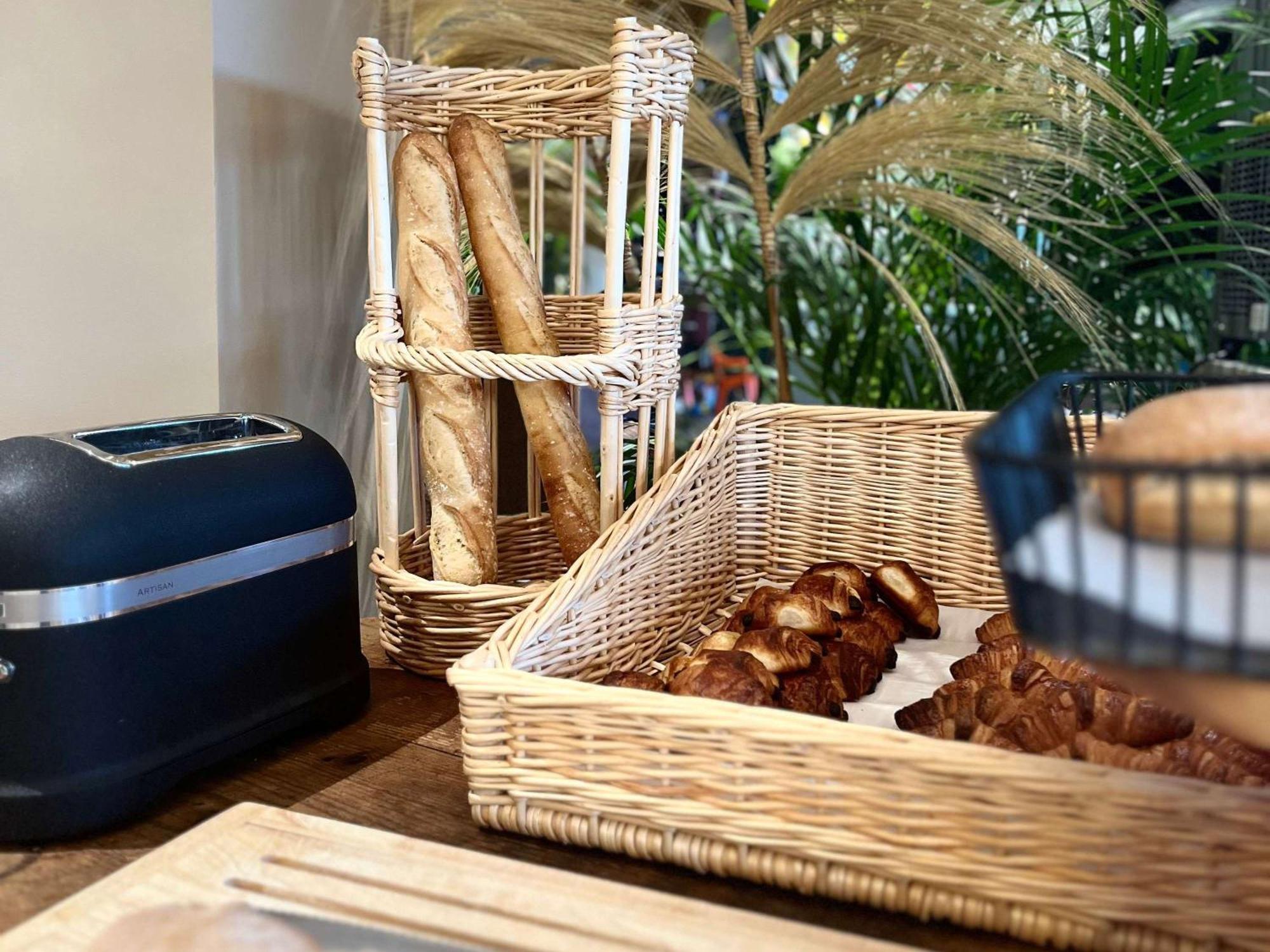Aparthotel Adagio Access Porte De Camargue Saint-Martin-de-Crau Luaran gambar