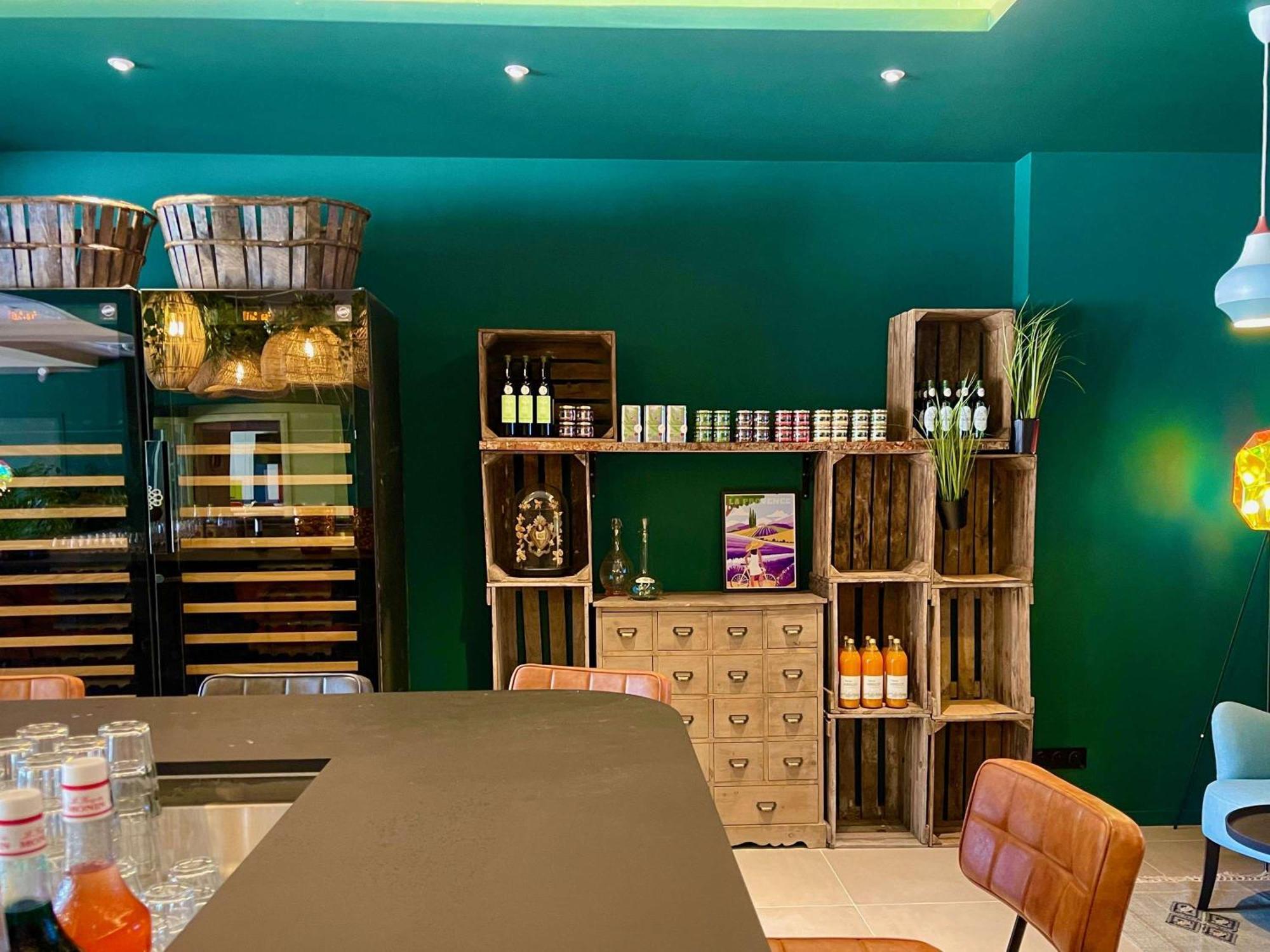 Aparthotel Adagio Access Porte De Camargue Saint-Martin-de-Crau Luaran gambar
