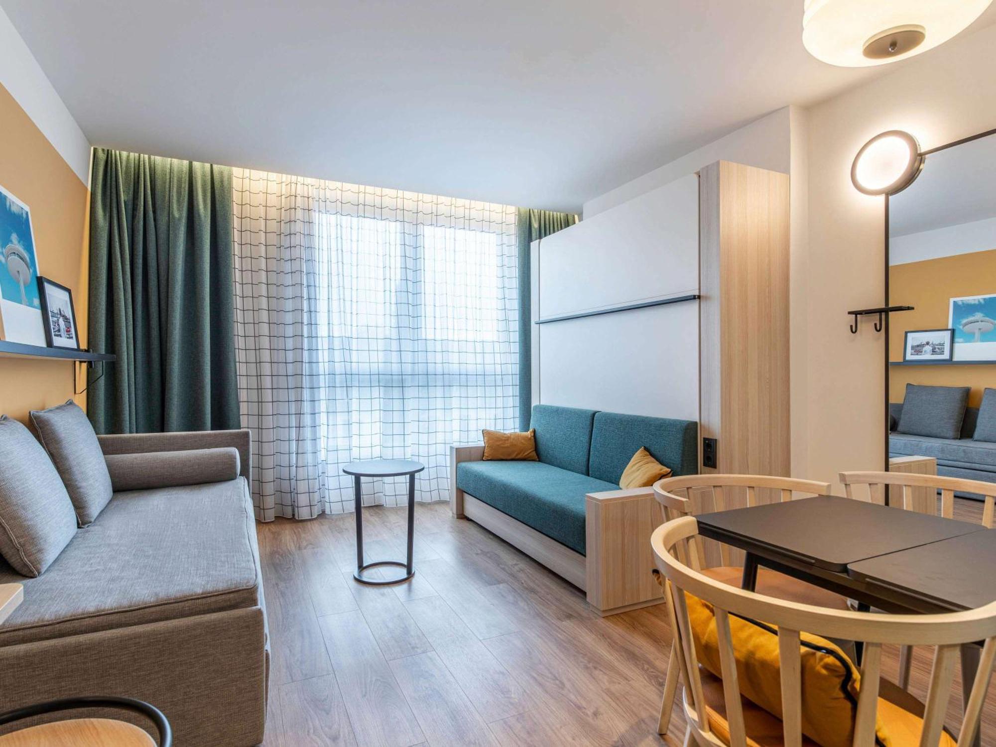 Aparthotel Adagio Access Porte De Camargue Saint-Martin-de-Crau Luaran gambar